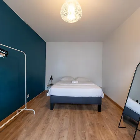 T3 Grenoble, Confort, Balcon, Wifi Апартаменты *